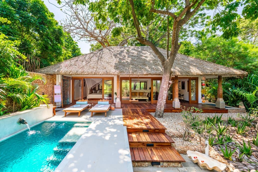 Pandanas Beach Villa, Diani Beach